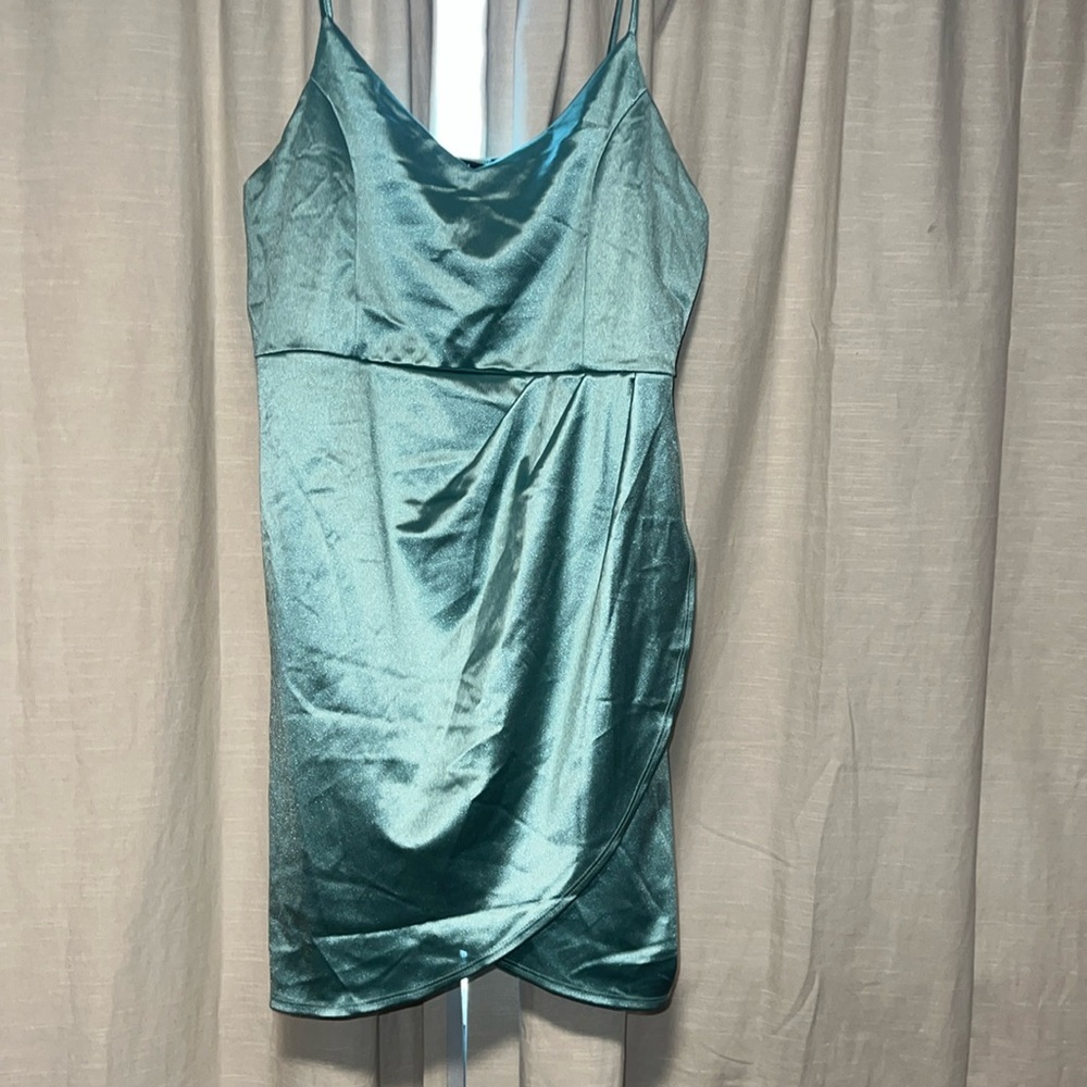 Lulus XL Seafoam green short dress
